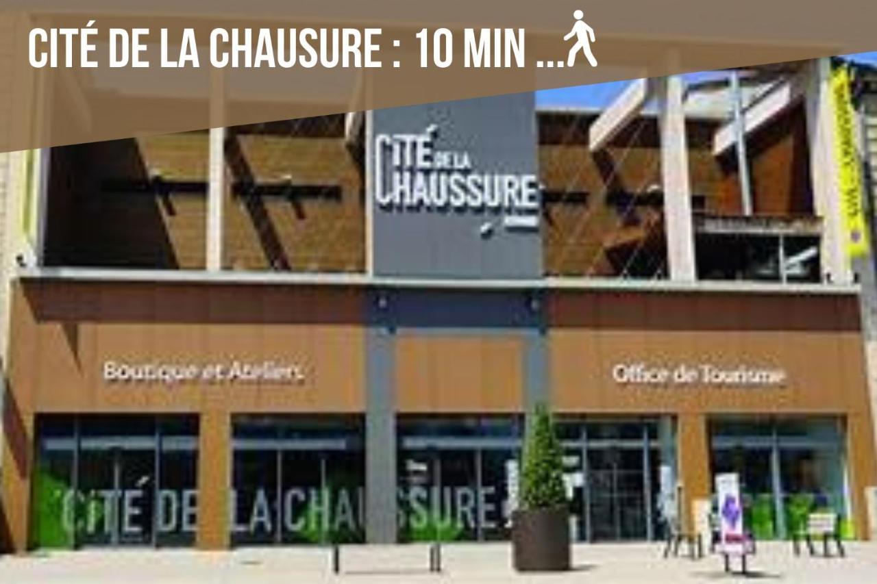 Le Bouquiniste, Centre Historique, Fibre, Ess, Rez-De-Chaussee, Bedinshop 伊泽尔河畔的罗曼 外观 照片